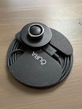 Heritage Oura Ring Gen 3 with Cord and 2 Chargers